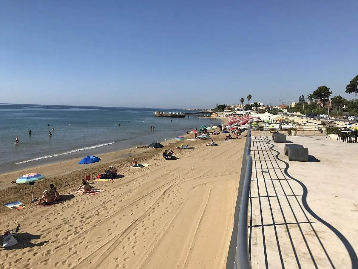 B&B Villa Eben Ezer Avola 2*,